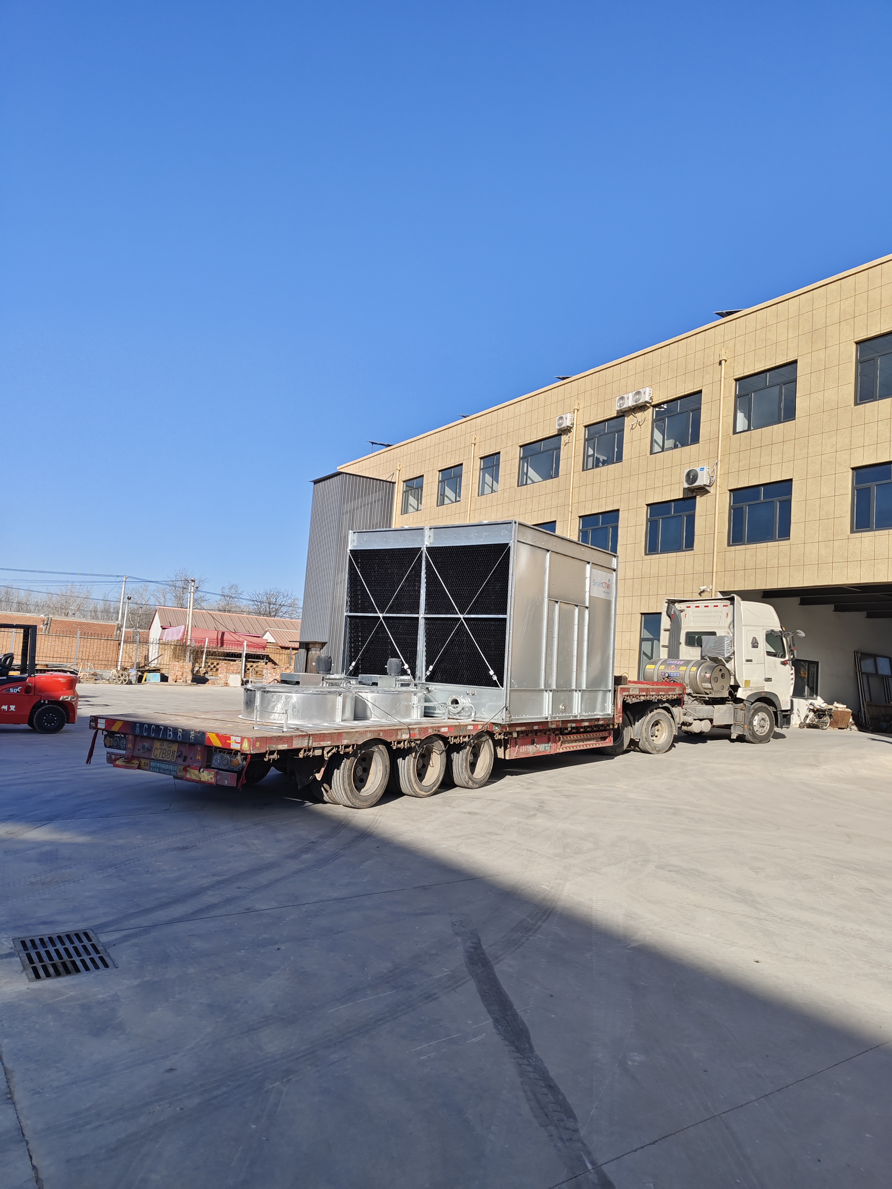 In the hot summer, SmartCTW cooling tower operation preparation and maintenance - transmission system